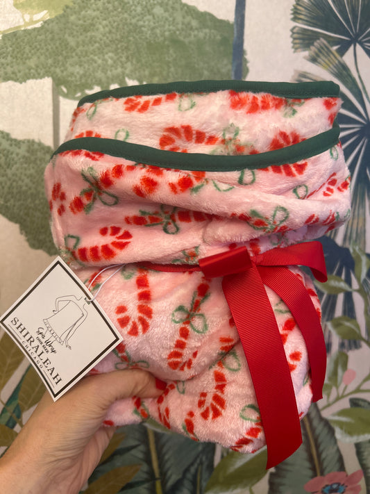 Candy Cane Bath Wrap