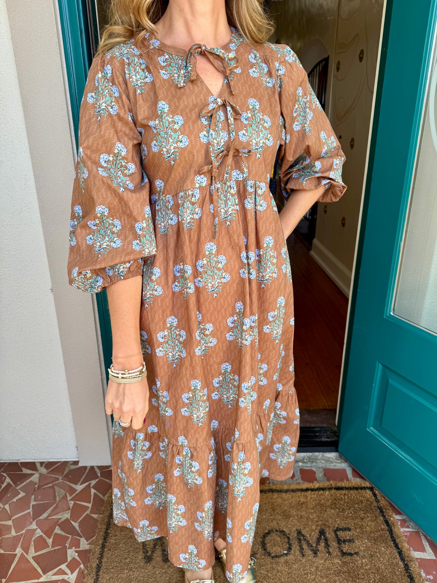Brown Floral Keyhole Midi Dress with Balloon Sleeves