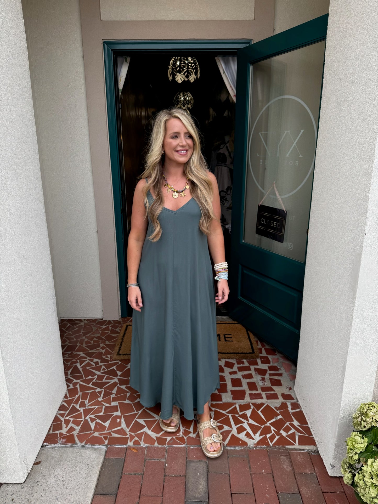Woven V Neck Midi Dress-Saturday Steal