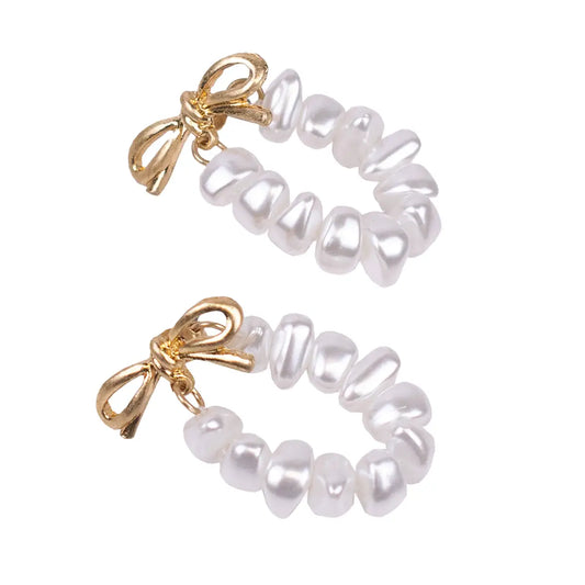 Eleanor Pearl Earrings