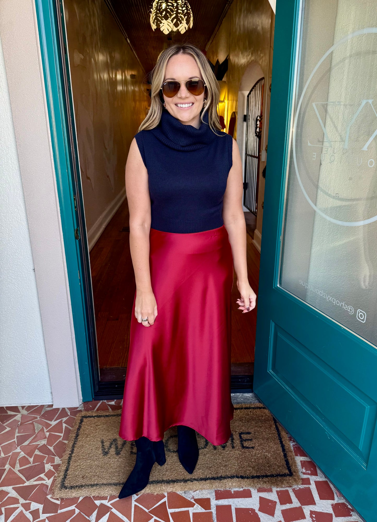 Sleeveless Turtle Neck Sweater