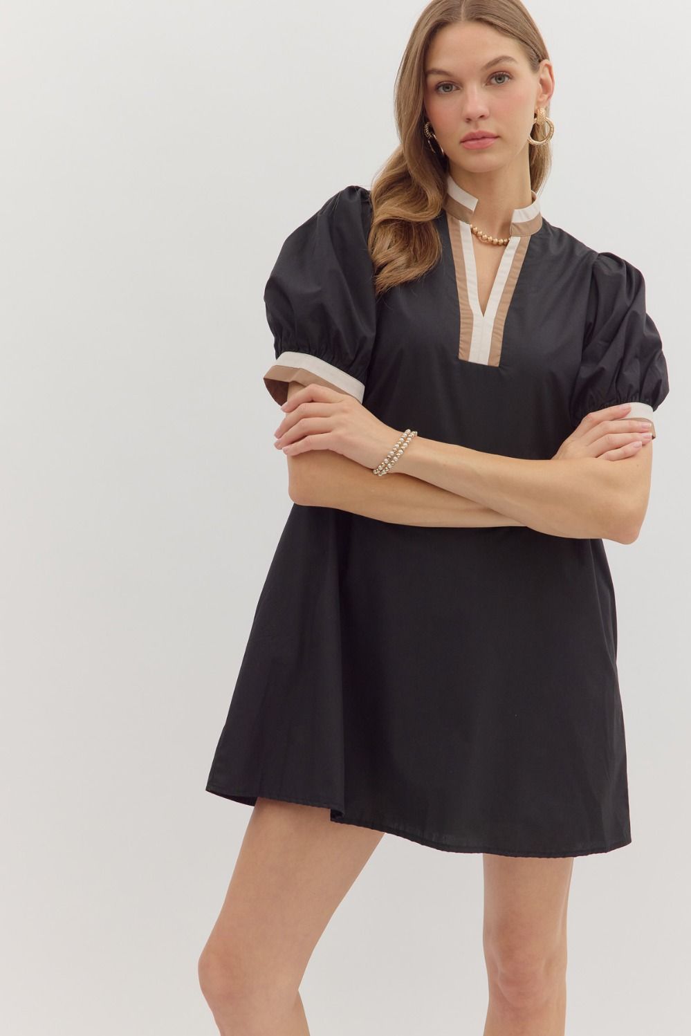Black Solid Short Sleeve Pullover Dress