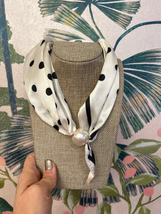 Cream & Black Polka Dot Pearl Necklace