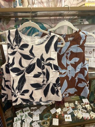 Sleeveless Printed Back Button Top