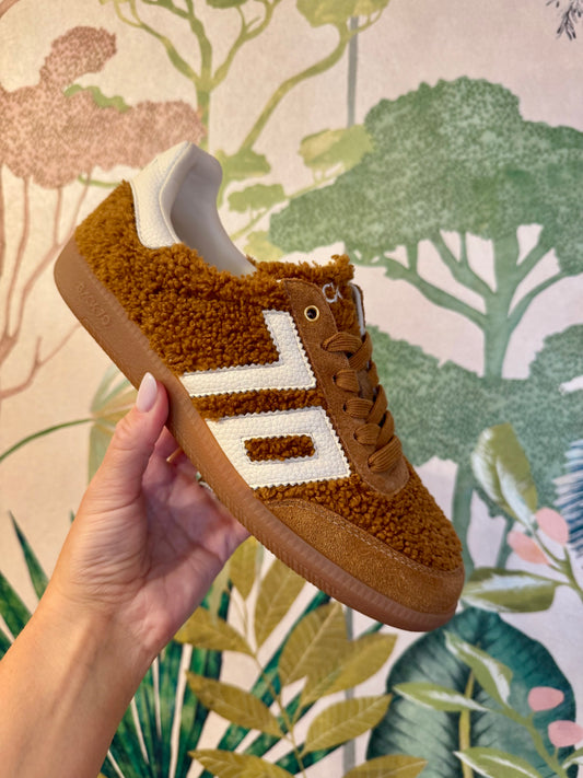 Teddy in Tobacco White - Back 70