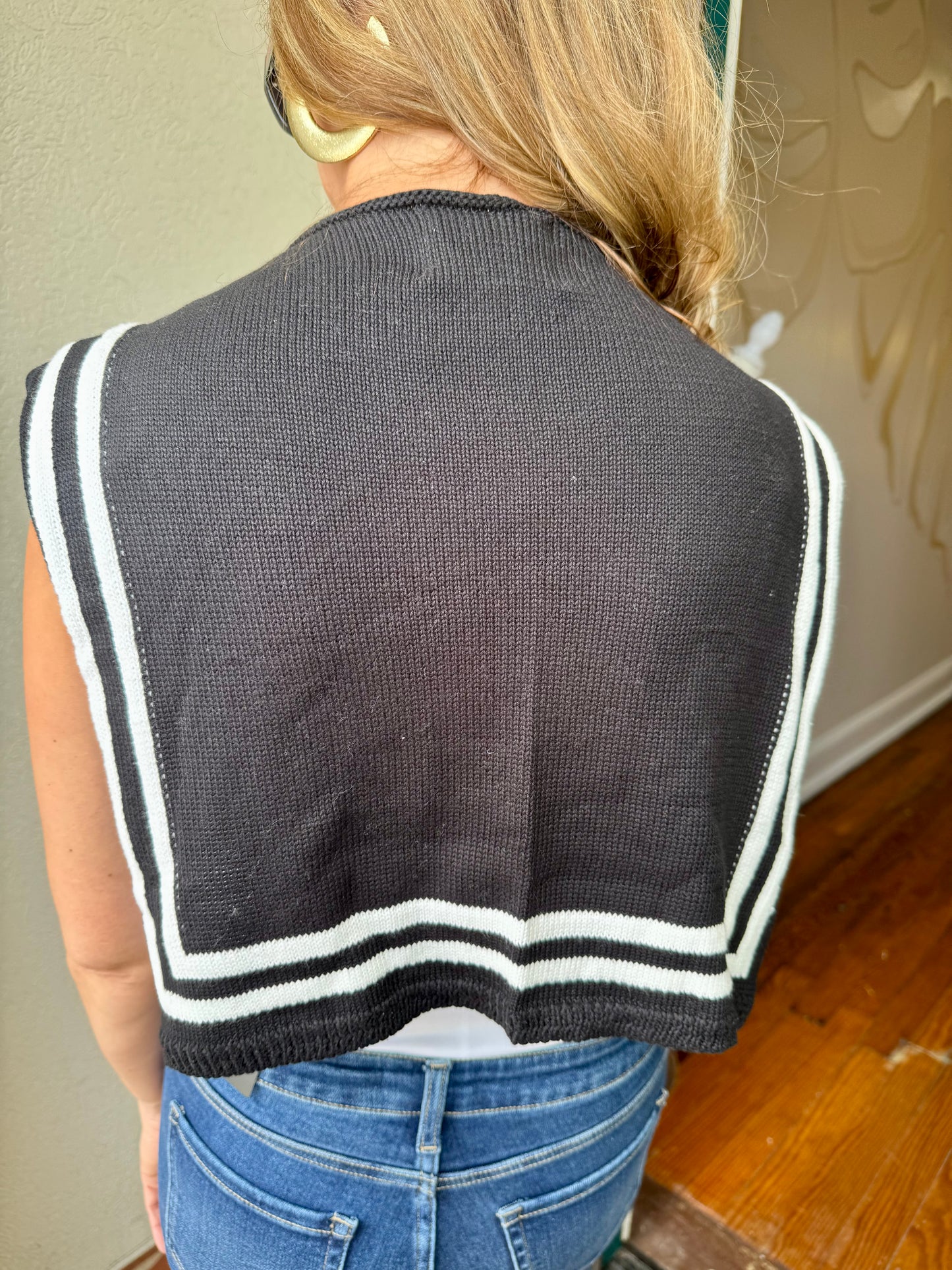 Rectangle Trim Sweater Shrug