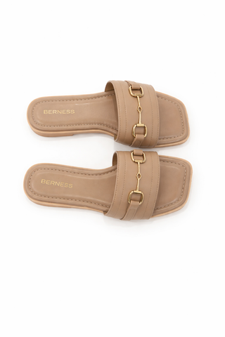 Kamari Sandal-Sunday Steal