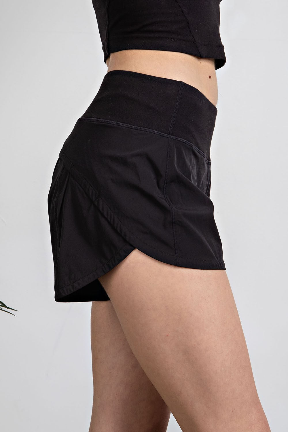 Airflow Active Shorts