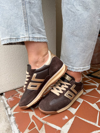 Jogger N in Coffee Gold Sneakers-Back 70
