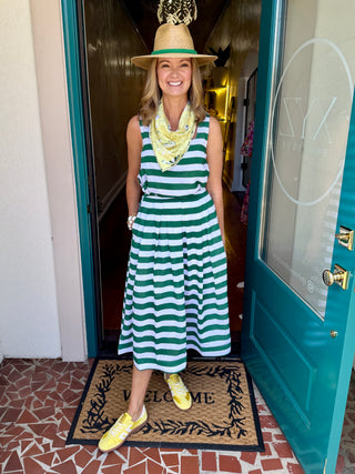 Scoop Neck Sleeveless Top Skirt Set