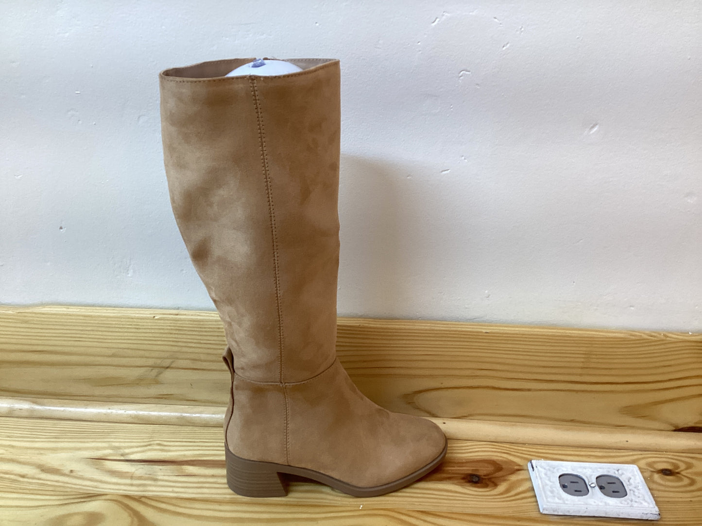 Camel Knee Boot