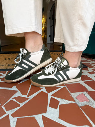 ROCKET W26 in BUTTER FOREST Sneakers-Back 70