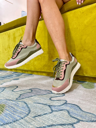 Metro SAGE Low-Top Trainer