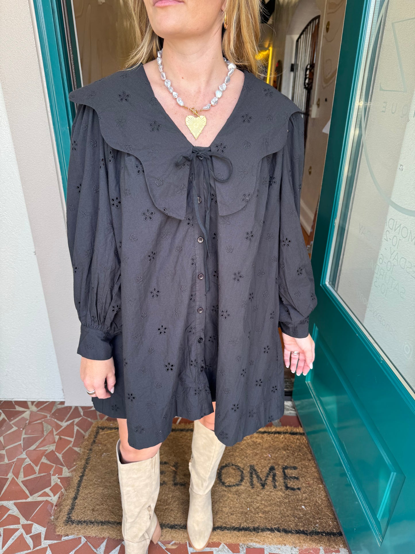Black Scallop Collar Dress