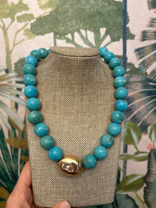 Chunky Beaded Necklace with Gold Oval