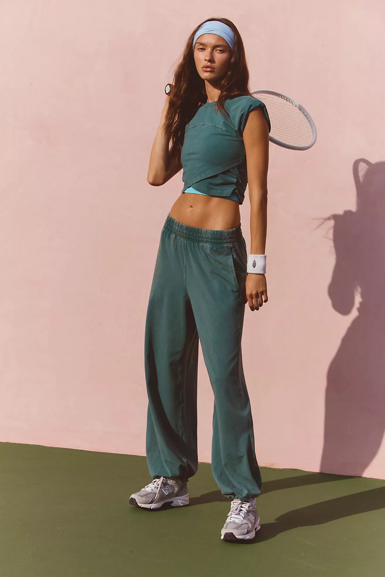 Evergreen Hot Shot Crossover Set-Free People Movement