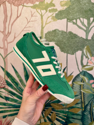 Leon in Green - Back 70