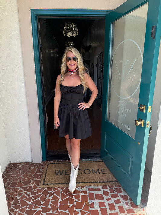 Kyan Black Dress