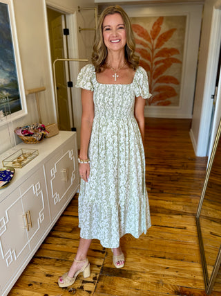 Wavy Floral Pattern Smocked Puff Sleeve Midi Dress