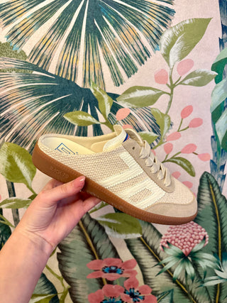 Easter Sacco Milk - Back 70